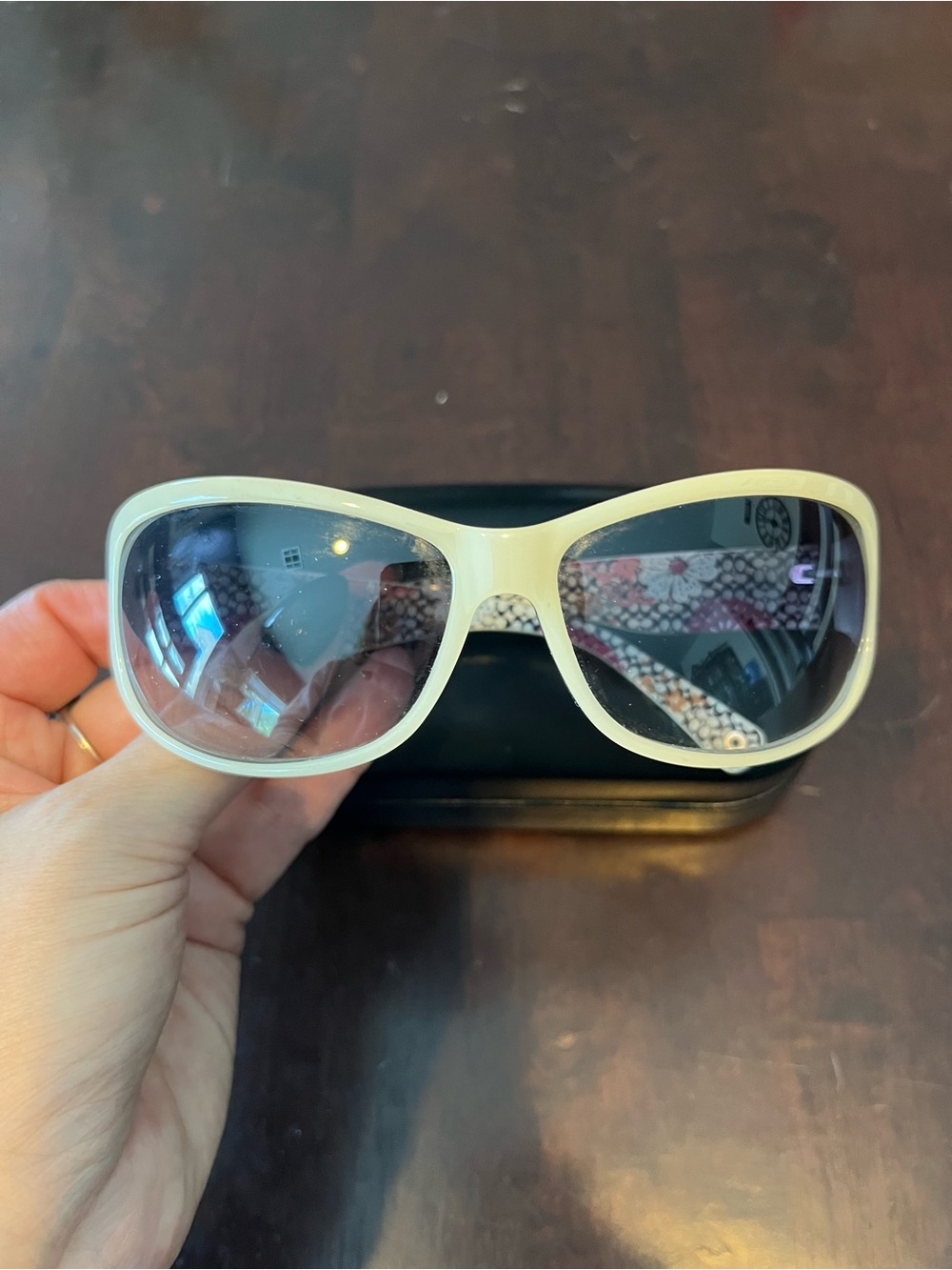 Coach Cream Cat-Eye Sunglasses with Dark Lenses - Picture 3 of 8